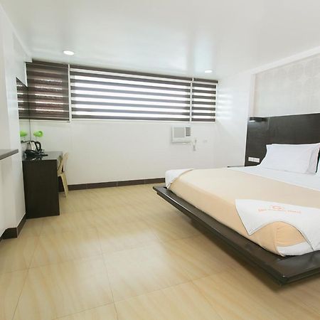 Sun Garden Hotel Tarlac Dış mekan fotoğraf