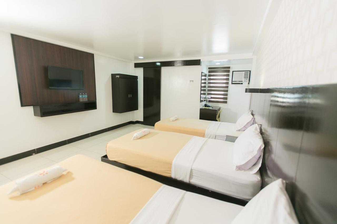 Sun Garden Hotel Tarlac Dış mekan fotoğraf