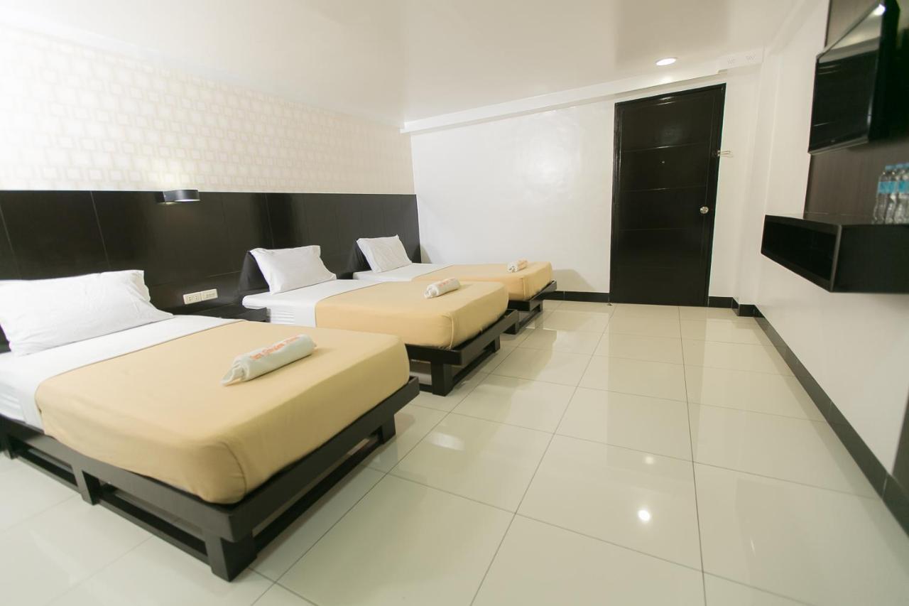 Sun Garden Hotel Tarlac Dış mekan fotoğraf