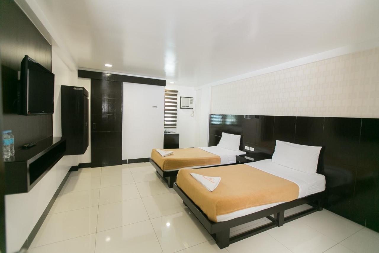 Sun Garden Hotel Tarlac Dış mekan fotoğraf