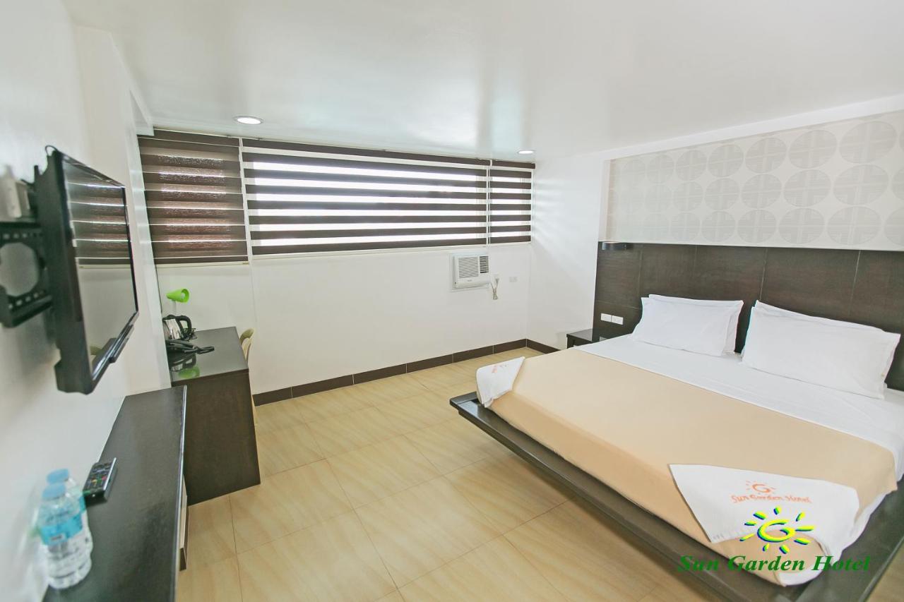 Sun Garden Hotel Tarlac Dış mekan fotoğraf