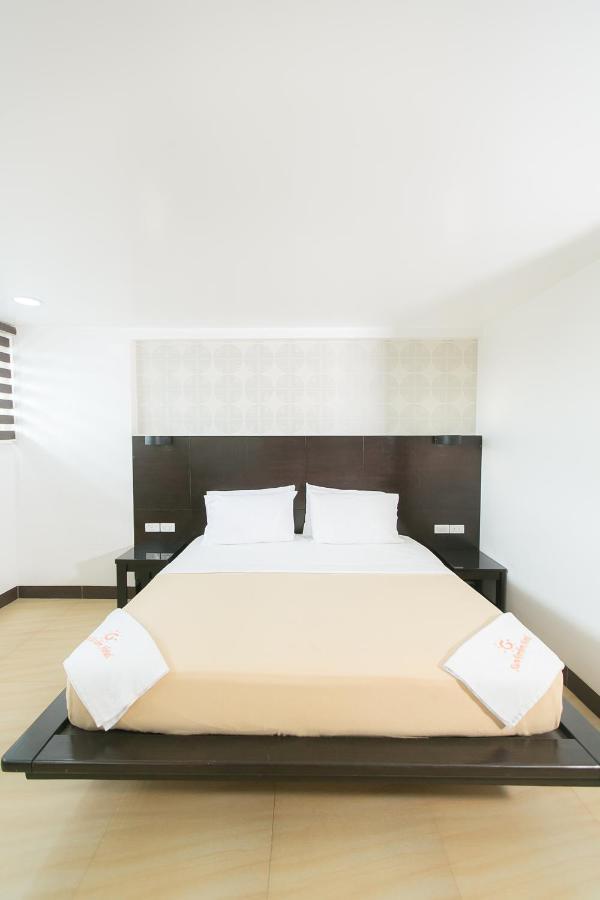 Sun Garden Hotel Tarlac Dış mekan fotoğraf